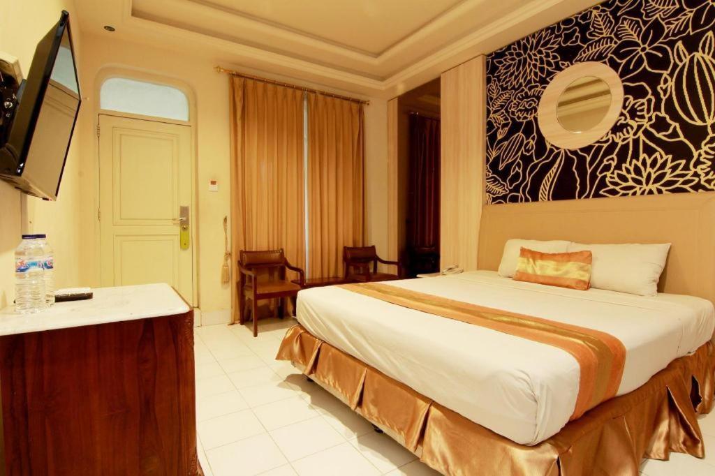Hotel Grand Rosela Yogyakarta Exterior foto