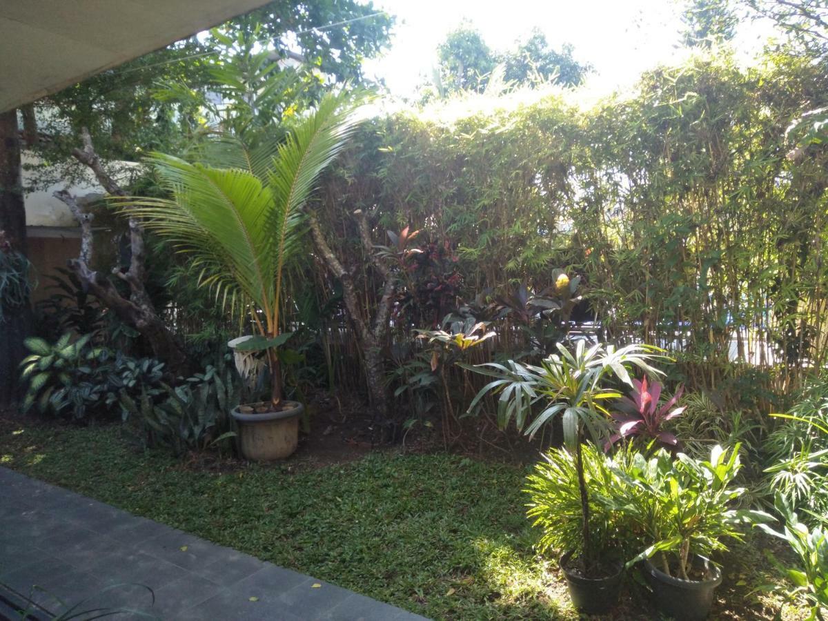 Hotel Grand Rosela Yogyakarta Exterior foto