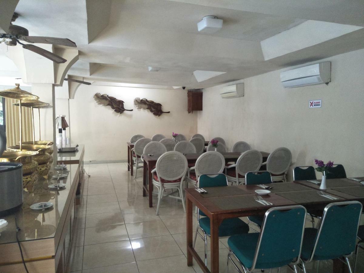 Hotel Grand Rosela Yogyakarta Exterior foto